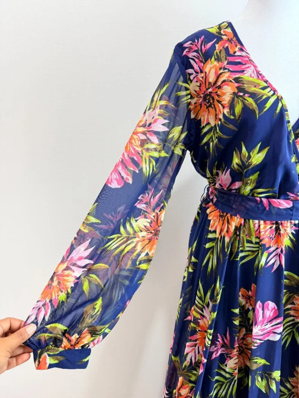 Renn Womens XL Tropical Floral Maxi Dress Blue Long Sleeve Belted NWT - Picture 6 of 16